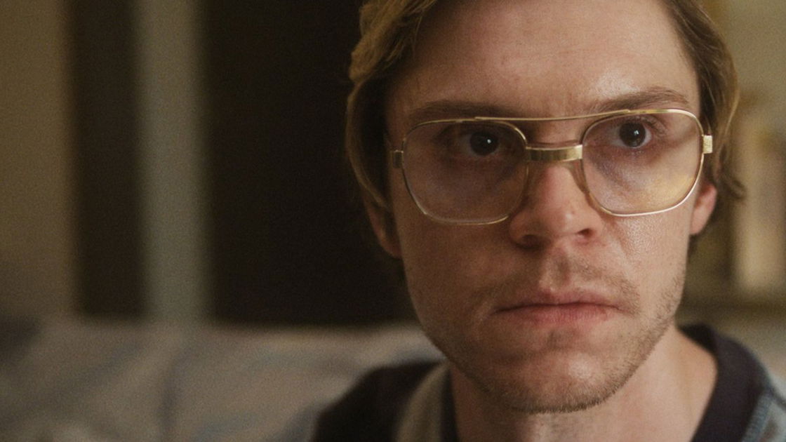 Copertina di Dahmer serie, pesanti accuse: "razzismo sul set"