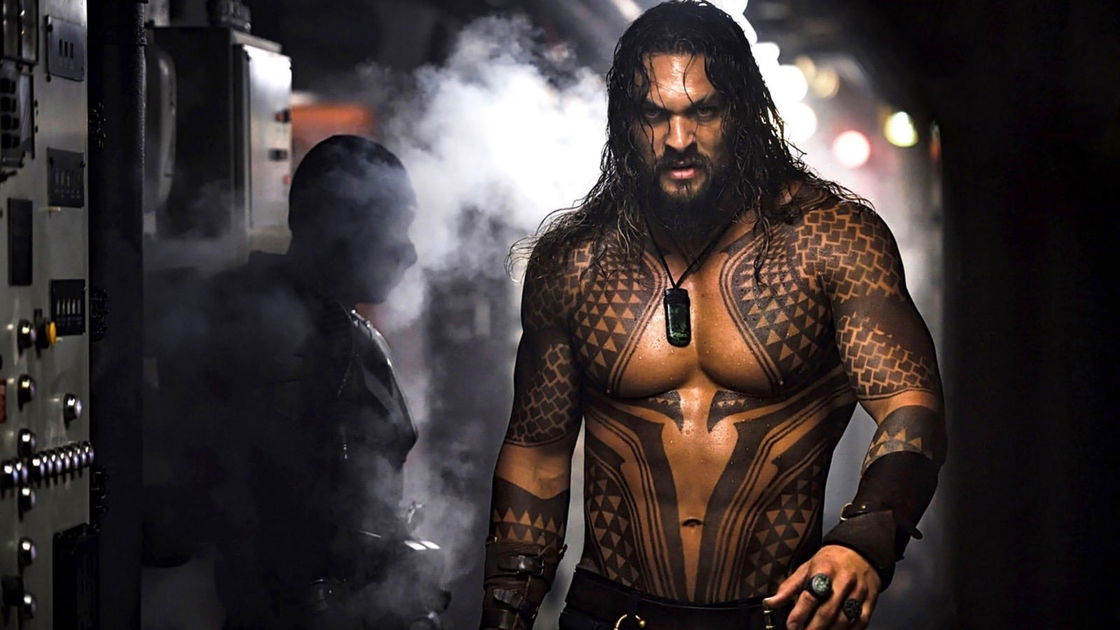Copertina di Jason Momoa emozionato per il futuro di Aquaman